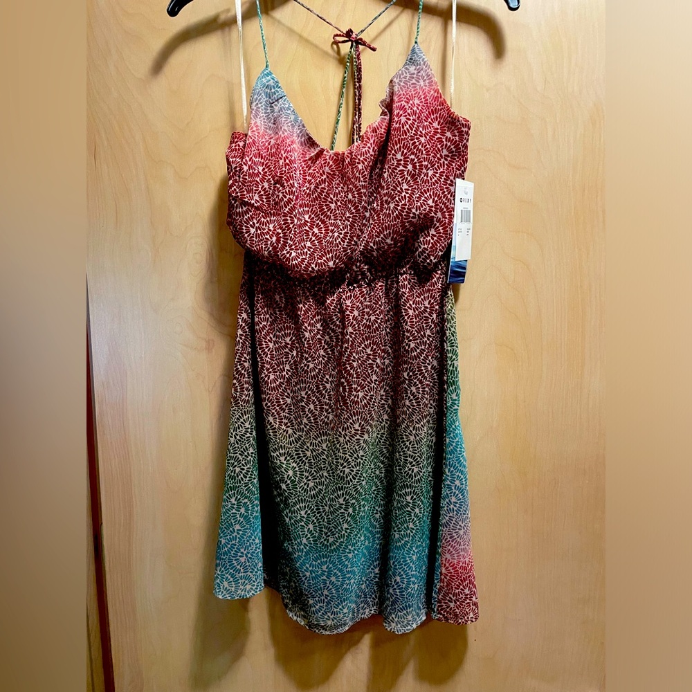 Roxy sun NWT NEW dress size Medium creek red Soooooo Adorable!🥰